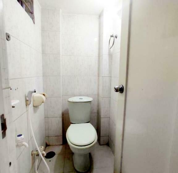 اتاق خانوادگی, New Hotel Labbaik