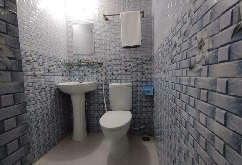 اتاق استاندارد, New Hotel Labbaik