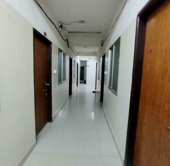 اتاق استاندارد, New Hotel Labbaik