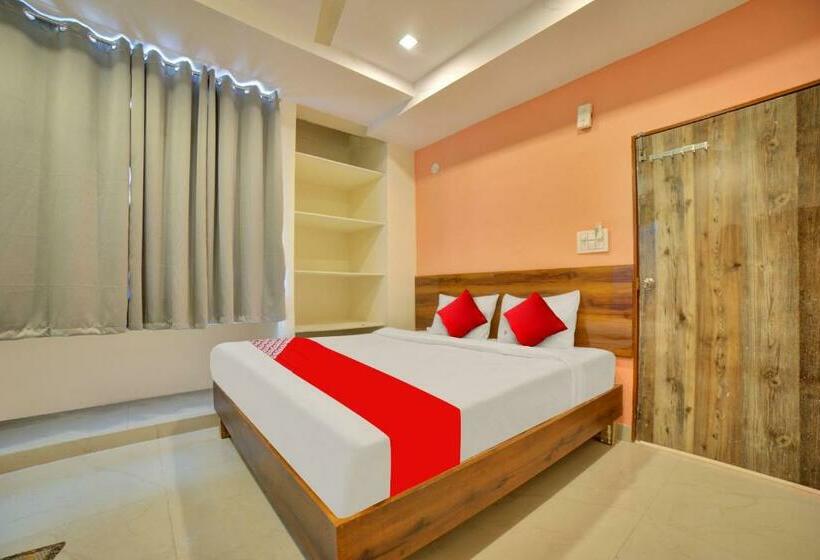 اتاق کلاسیک سه تخته, Oyo Flagship 81336  Ragas
