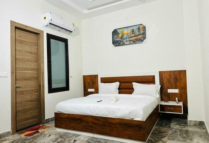 غرفة ديلوكس, Skyz