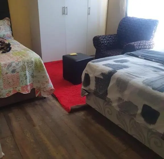 スタンダードルーム, Randgate Guesthouse