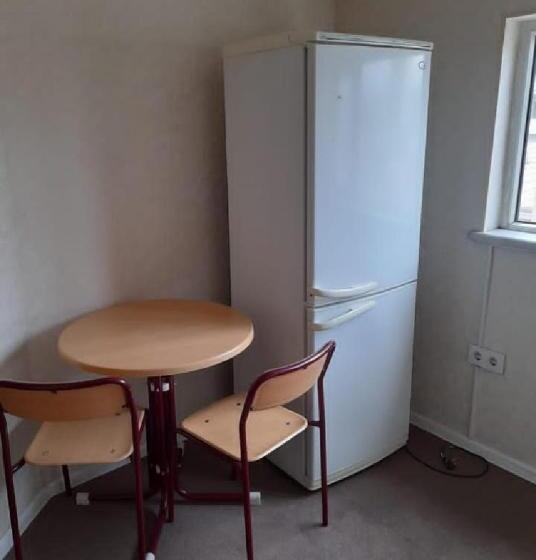 اتاق استاندارد, Shah Hostel