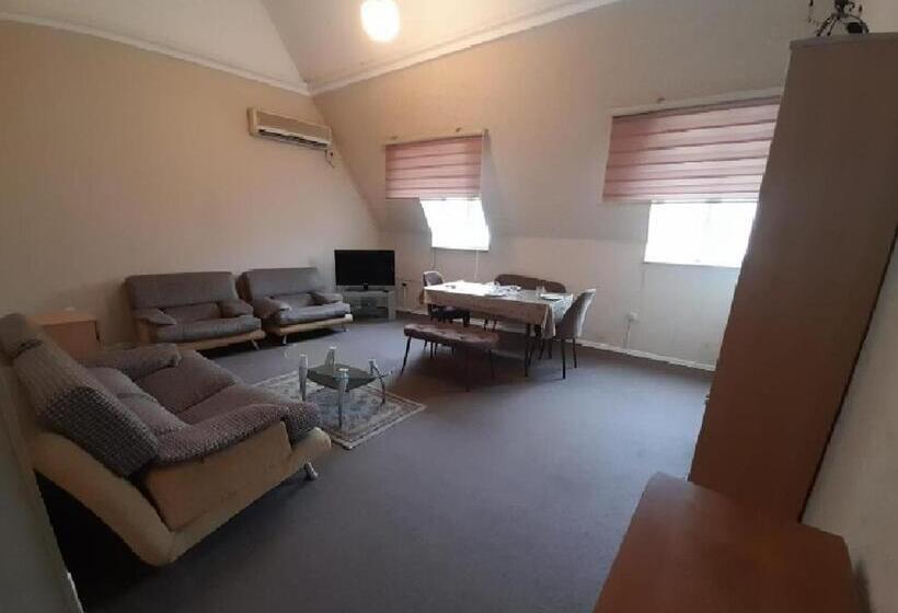 اتاق استاندارد, Shah Hostel