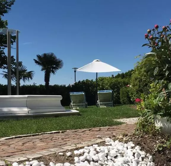 ガーデンビュースーペリアールーム, Boutique Hotel Villa Am See