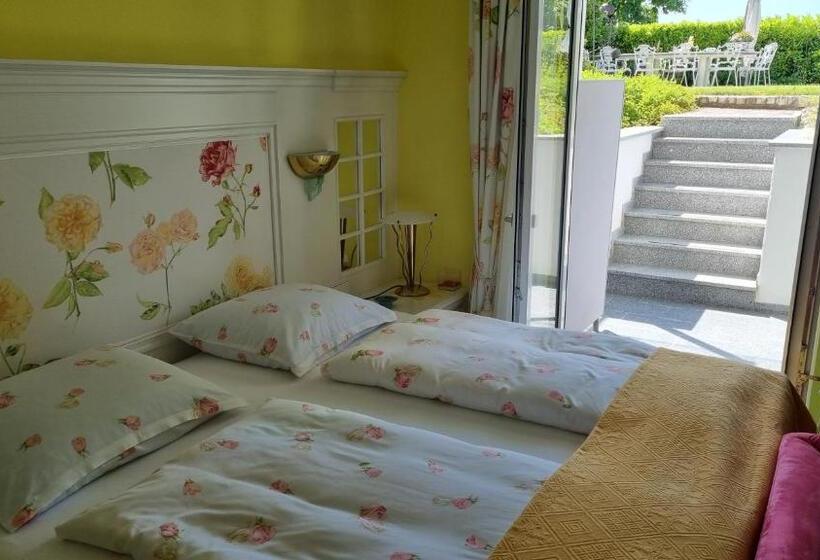 غرفة سوبيريور مطلّة علي الحديقة, Boutique Hotel Villa Am See