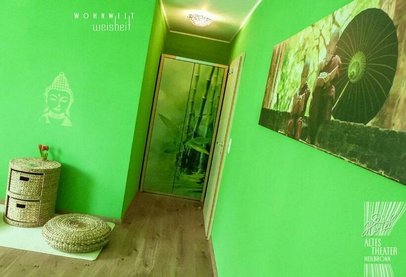 标准间, Altes Theater Heilbronn