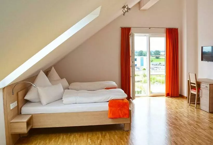 اتاق استاندارد یک نفره, Apparthotel Ampertal