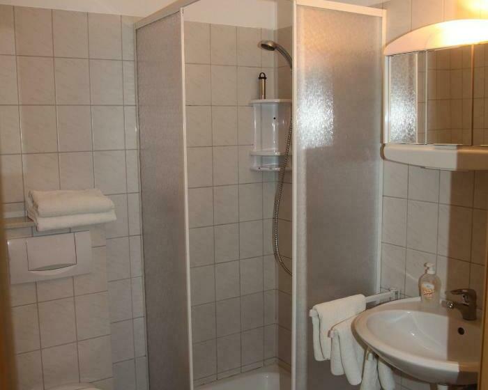 スタンダードトリプルルーム, Café Am Stift