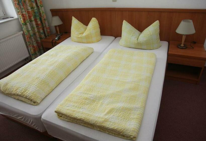 スタンダードルーム, Café Am Stift