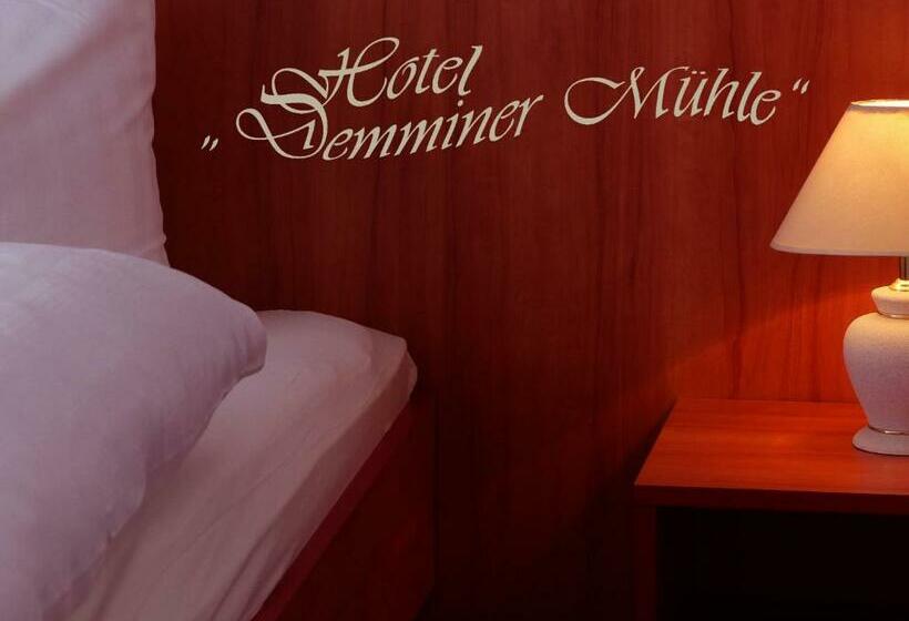 חדר סטנדרט יחיד מותאם לאדם עם מוגבלויות, Demminer Mühle