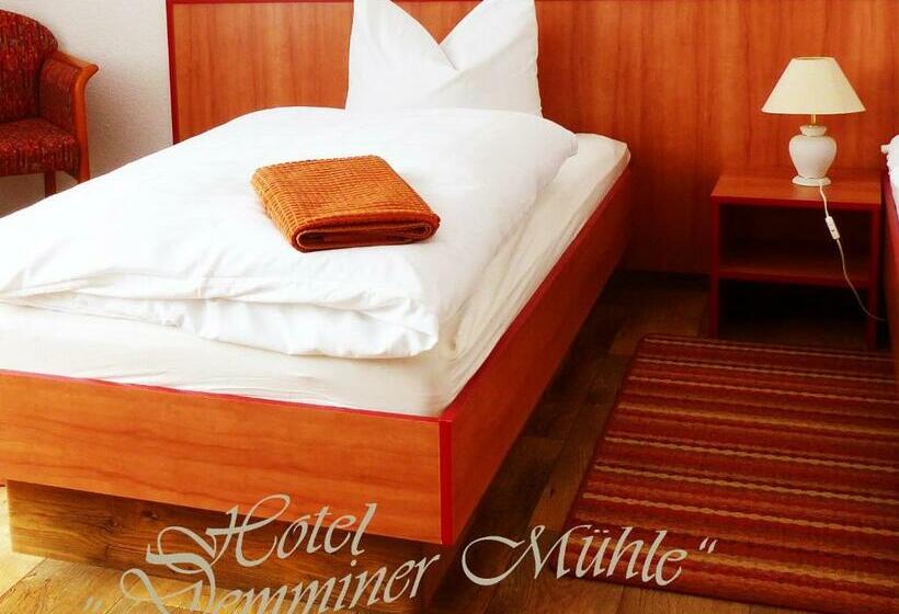 חדר סטנדרט מותאם לאדם עם מוגבלויות, Demminer Mühle
