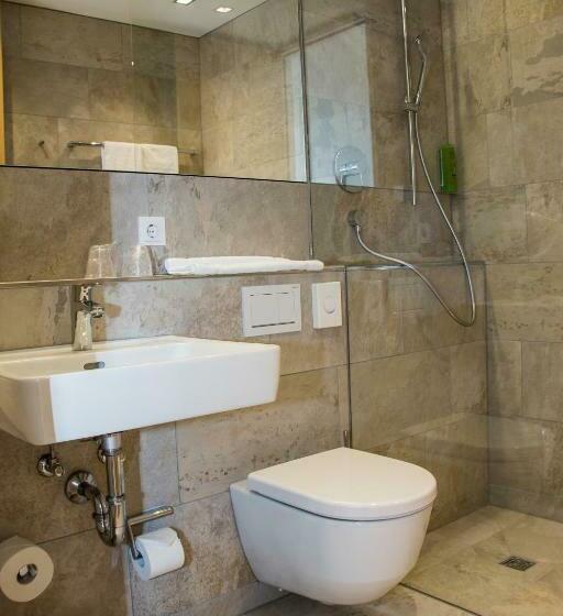 Standard Yhden Hengen Huone Parveke, Engener Höh