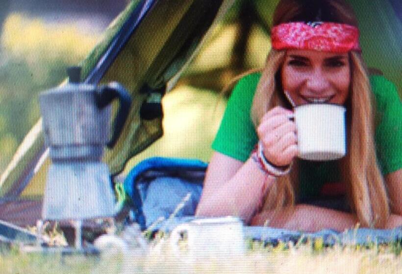 Standard Tent, Eternahof