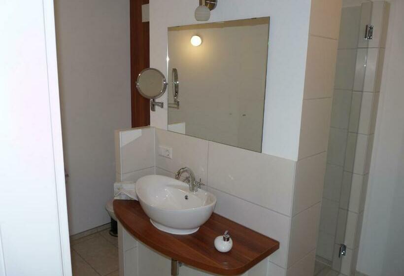 Suite, Gästehaus Unsere Stadtvilla