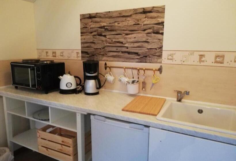 דירת חדר, Kr¿er & M¿hen Apartments