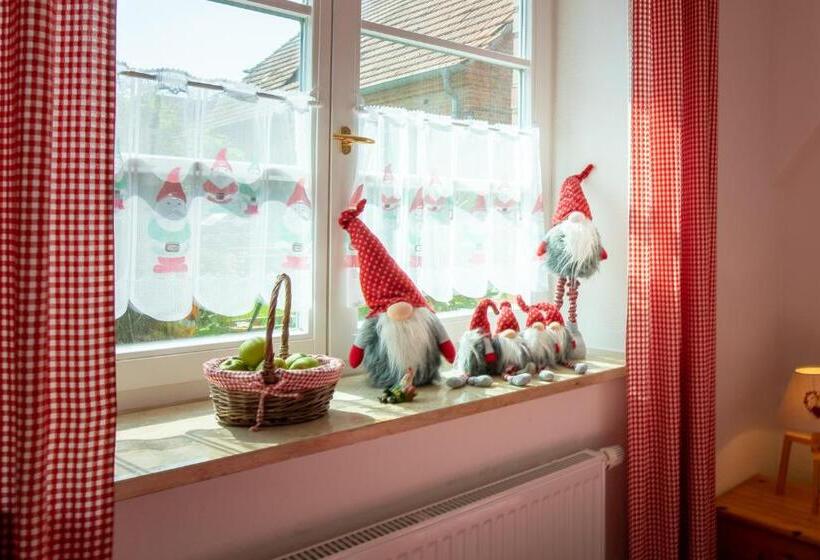 דירת חדר, Kr¿er & M¿hen Apartments