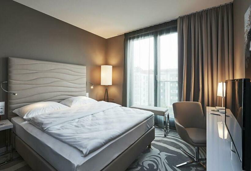 Номер Стандарт, Légère Hotel Bielefeld