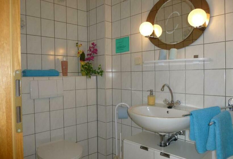 Дом 1 Спальня, Pension Am Peeneufer Ug