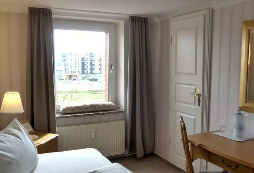 スタンダードシングルルーム, Romantisches Hotel Zur Traube Schwerin