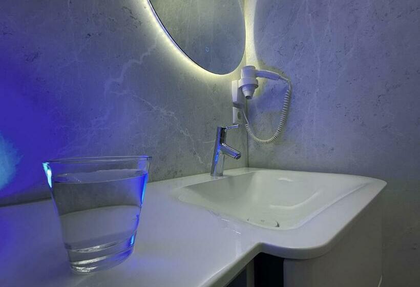 スタンダードルーム, Und Restaurant Bühlhaus