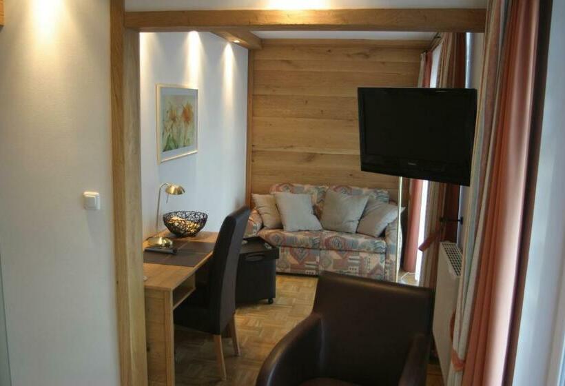 스탠다드 트리플 발코니 룸, Waldgasthof Schöning