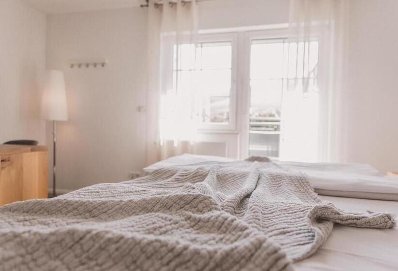 חדר סופריור עם מרפסת, Weingut Gehlen Cornelius