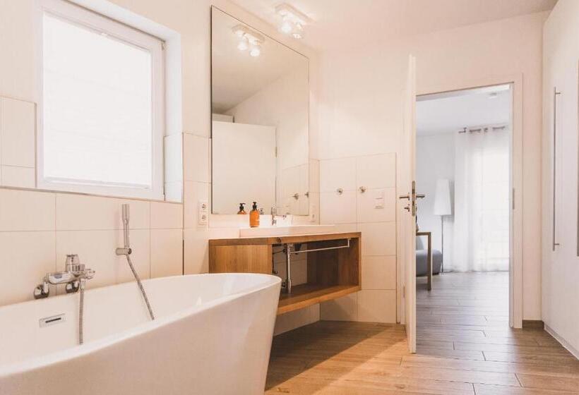 חדר סופריור עם מרפסת, Weingut Gehlen Cornelius