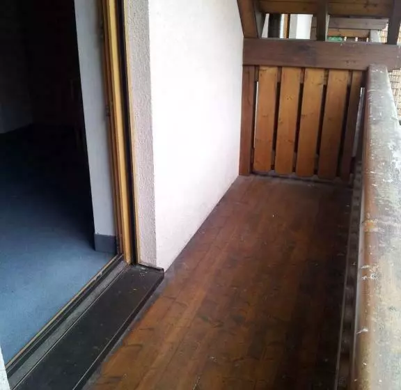 Standard Kolmen Hengen Huone, Zur Frischen Quelle
