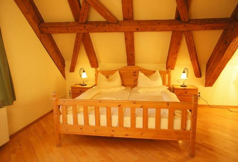 豪华房间, Zur Post