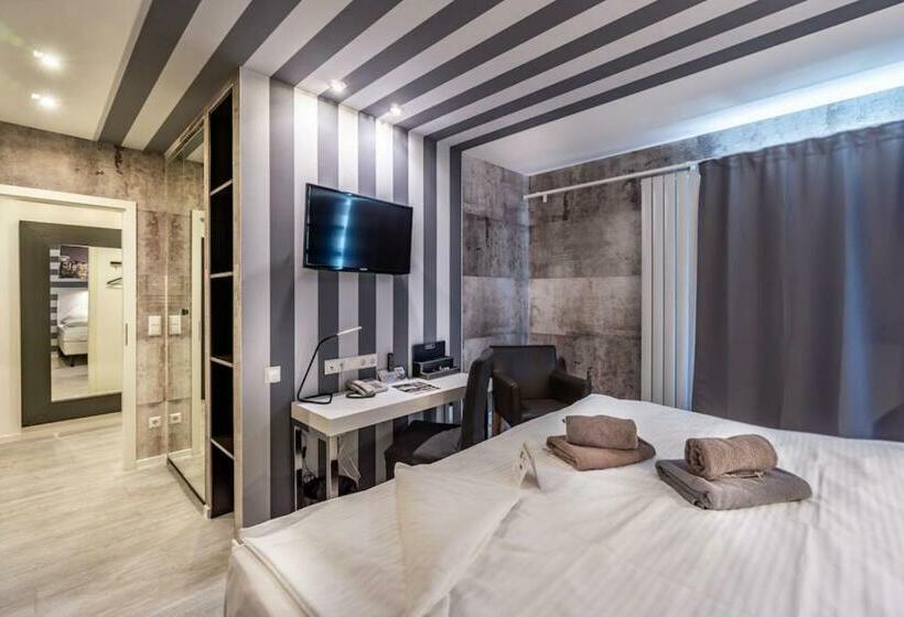 标准间, Sl Otel Budget