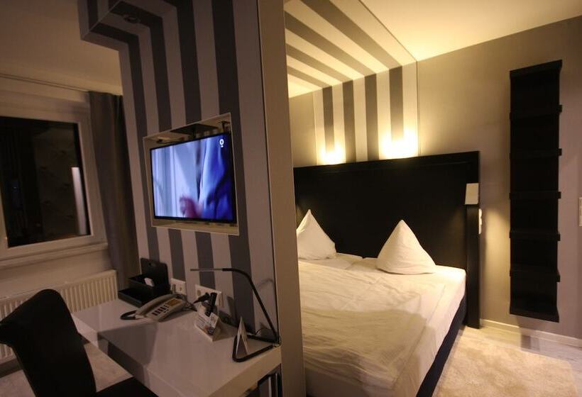 小型套房, Sl Otel Budget