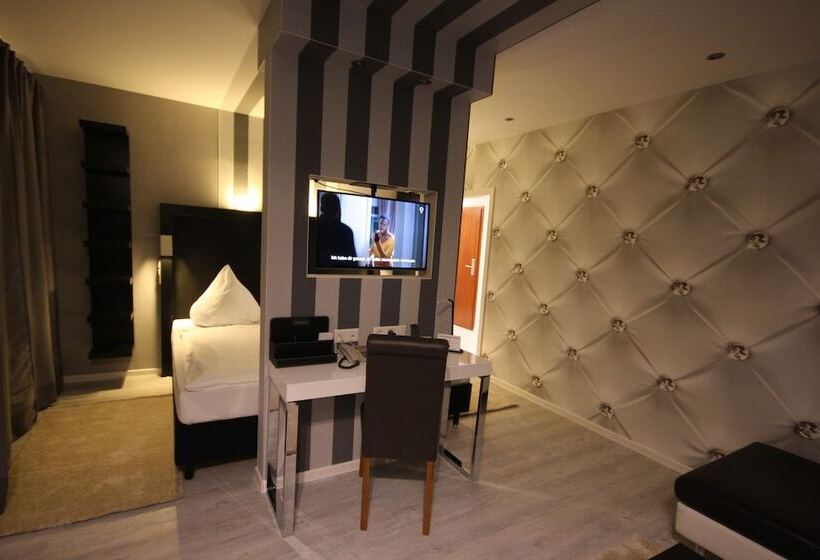 小型套房, Sl Otel Budget