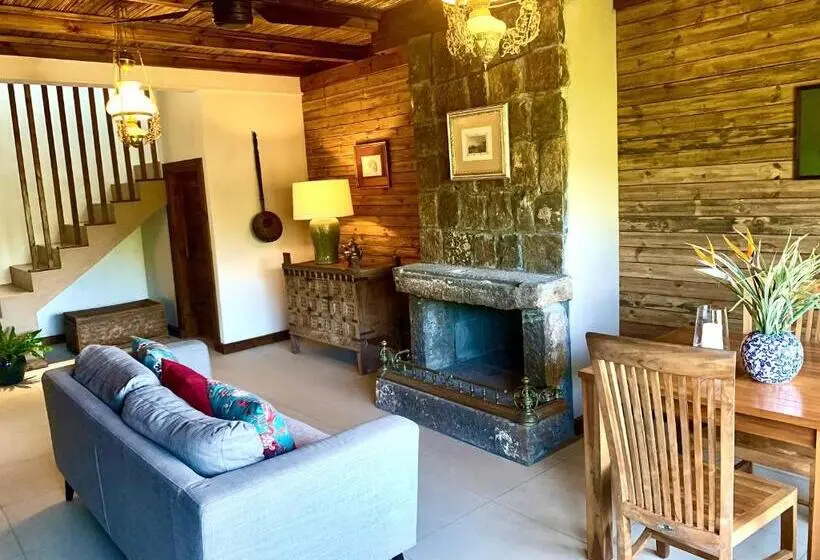 کلبه ییلاقی سوپریور یک خوابه, Chamarel Mountain Chalets