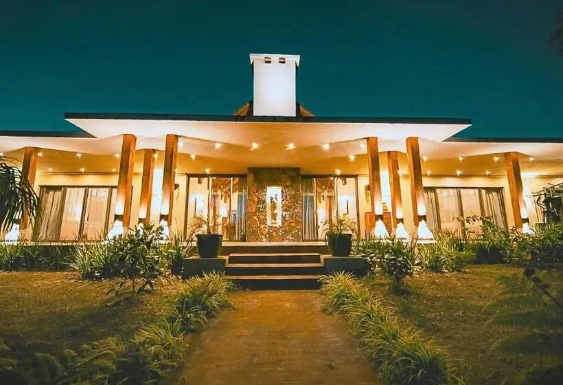 سوییت لوکس, Chamarel Mountain Chalets