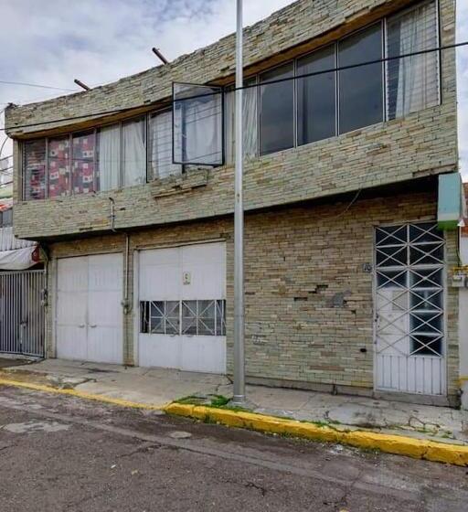 غرفة قياسية, Casa Gump