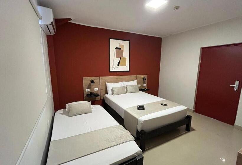 패밀리 룸, Rua Hoteles Talara