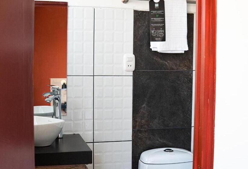 패밀리 룸, Rua Hoteles Talara