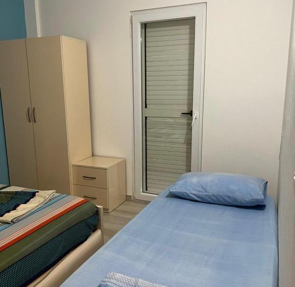 Basic Triple Occupancy Room, Rezidenca Mabel
