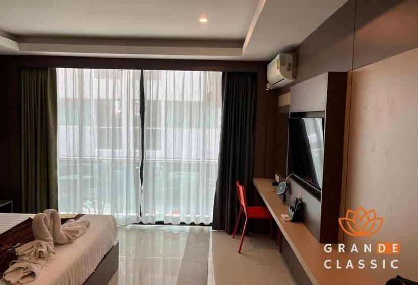 اتاق استاندارد با تخت بزرگ, Grande Classic Pattaya