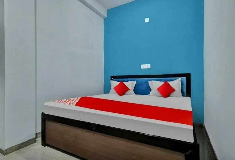 Classic Kolmen Hengen Huone, Oyo Flagship 81292  Choice Inn