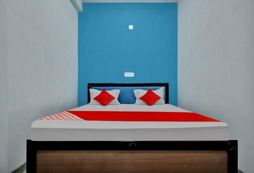 Трехместный Номер Классика, Oyo Flagship 81292  Choice Inn