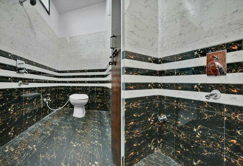 חדר קלאסי לשלושה, Oyo Flagship 81292  Choice Inn