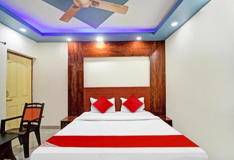 Quarto Triplo Clássico, O Sr Residency