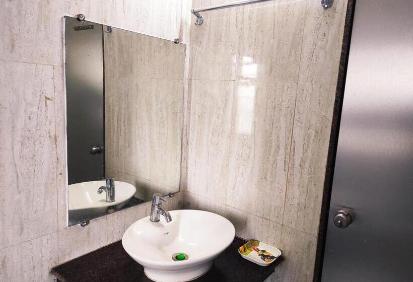 غرفة ديلوكس, Sony Palace, Kolhapur