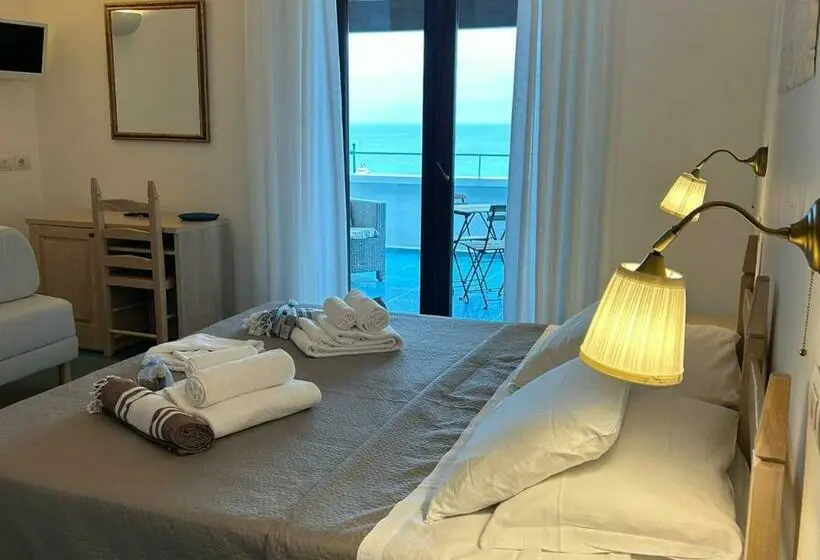 オーシャンビューデラックスルーム, Villa Tre Mari