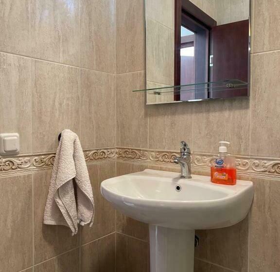 Apartamento 1 Quarto Rés-do-chão, Ravda Family Resort. Park&sea