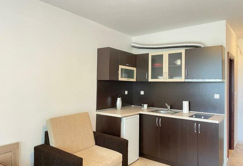 اتاق استاندارد با چشم‌انداز باغ, Ravda Family Resort. Park&sea