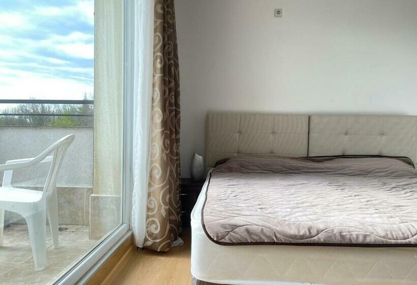 Quarto Triplo Comfort, Ravda Family Resort. Park&sea