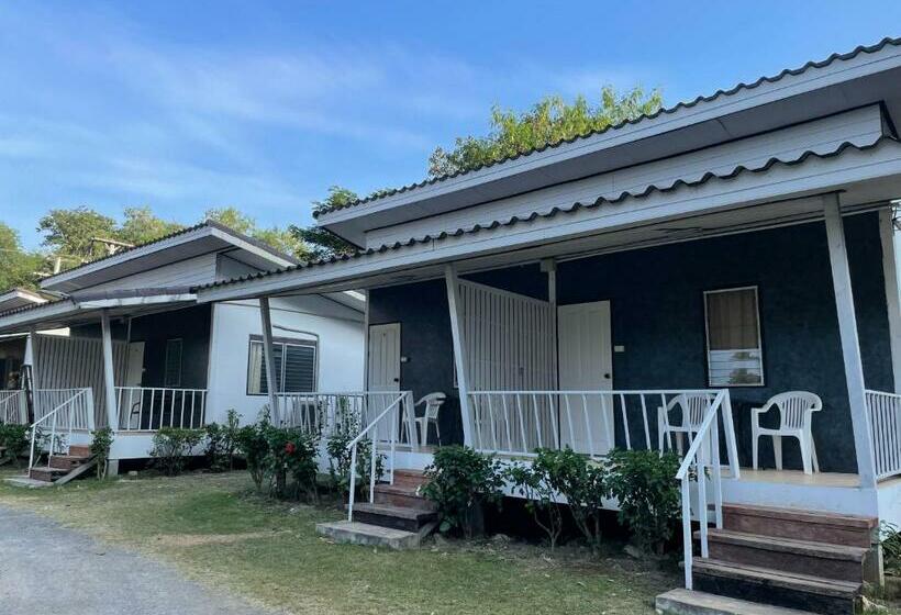 Номер Стандарт, บ้านระการีสอร์ต